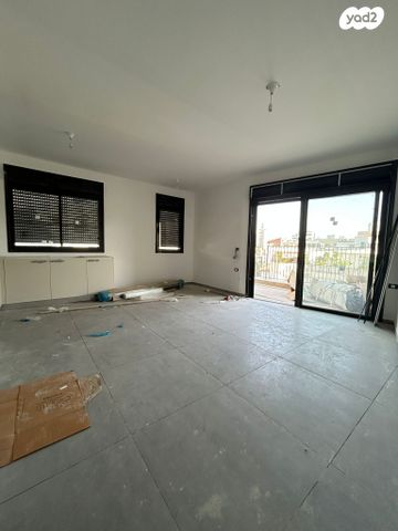 דירה, המרי, שינקין, גבעתיים