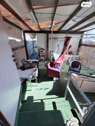 דירה, שדרות ורבורג, קרית שמואל, חיפה