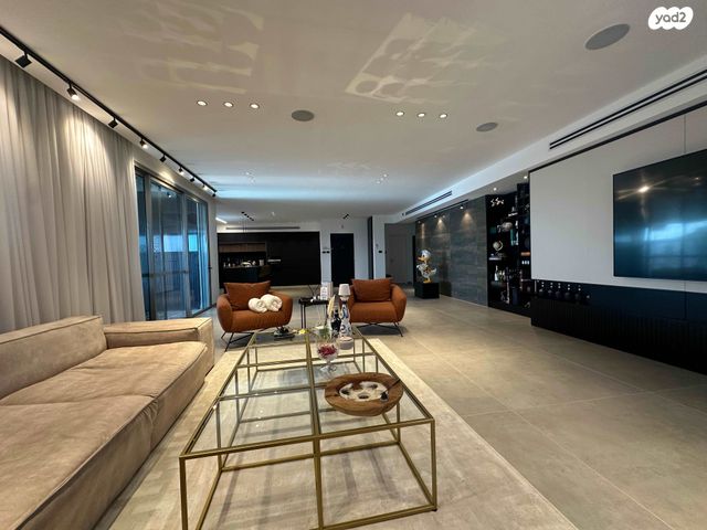 גג/ פנטהאוז, קרן היסוד, דרום עפולה, עפולה