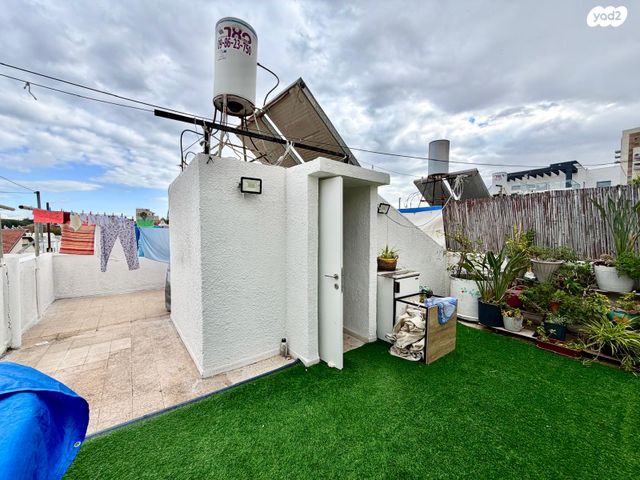 דו משפחתי, משה שפירא 15, צפון מזרח מרכז העיר, נתניה