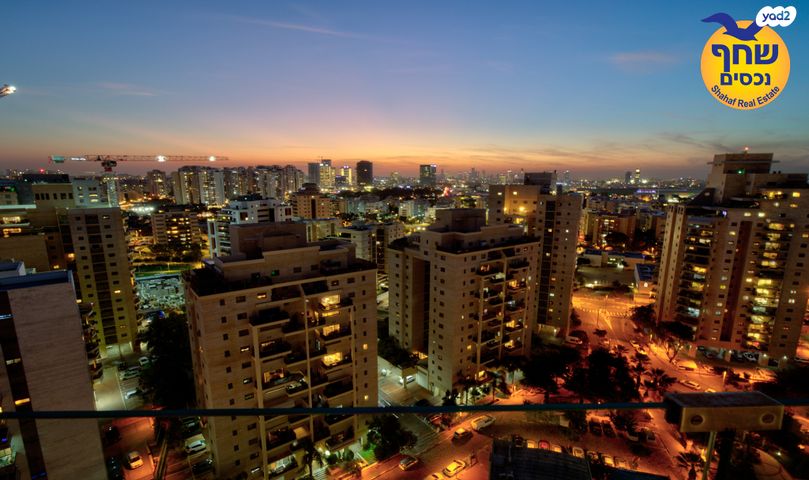 דירה, משה סנה, הדר המושבות החדשה / אם המושבות החדשה, פתח תקווה