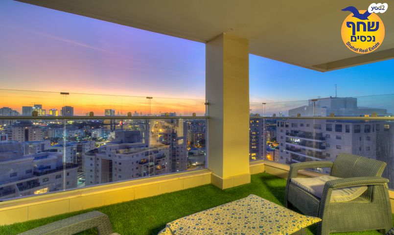 דירה, משה סנה, הדר המושבות החדשה / אם המושבות החדשה, פתח תקווה