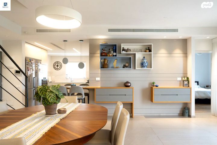 דופלקס, הראשונים, חלוצים, כפר סבא