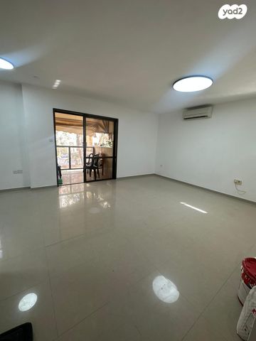 דופלקס, לסקוב, בן גוריון, חולון