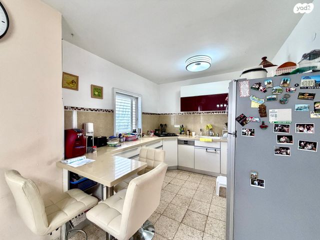 דו משפחתי, משה שפירא 15, צפון מזרח מרכז העיר, נתניה