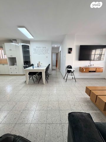 דירה, שושנים 4, גן שמואל, קרית מלאכי