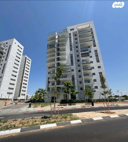 שקמים ואגמים