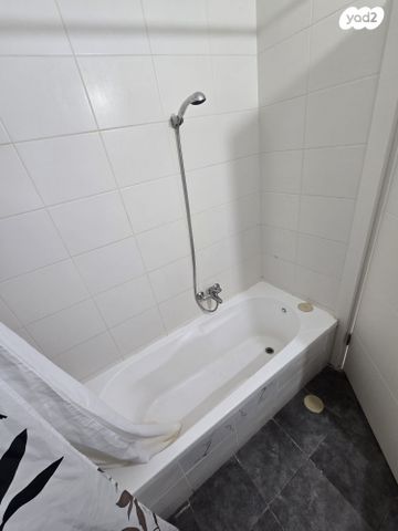 דירה, גדעון האוזנר, רמות הרכס, באר שבע