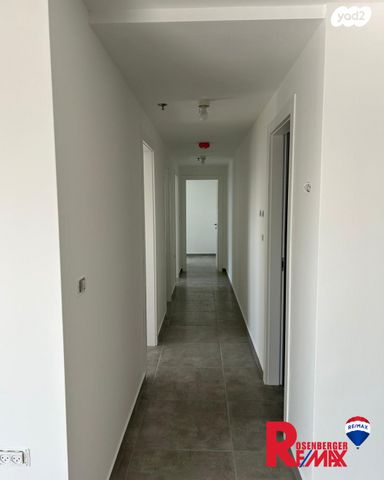 דירה, השבטים 10, דרום מזרח, בת ים