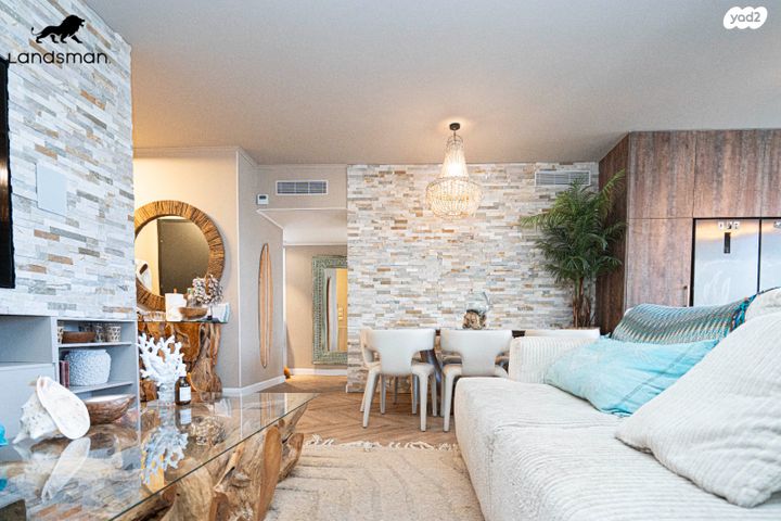 דירה, גבע 4, מרכז העיר דרום, נתניה