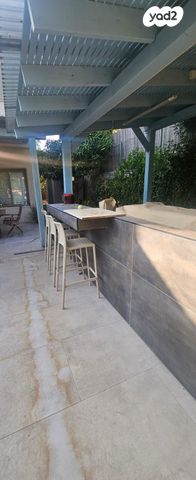 בית פרטי/ קוטג', סלעית, אלפי מנשה