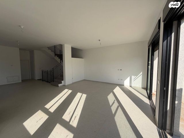 בית פרטי/ קוטג', יונה וולך, מזכרת בתיה