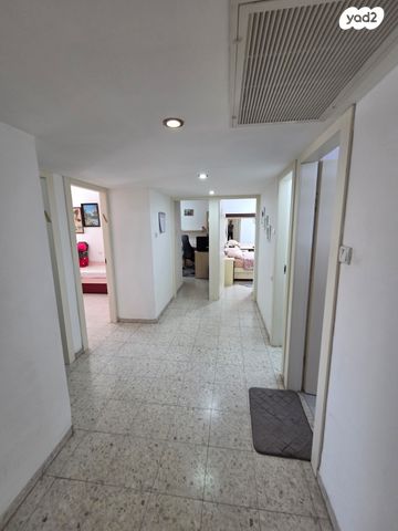 דירה, הנרייטה סולד 115, גבעת הזיתים, פסגת לוד, לוד