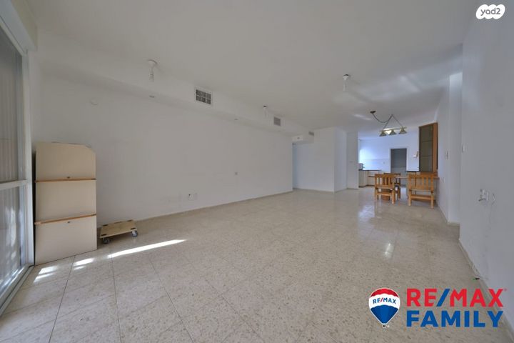 דירה, לח"י 31, הפרפר, קרית ביאליק