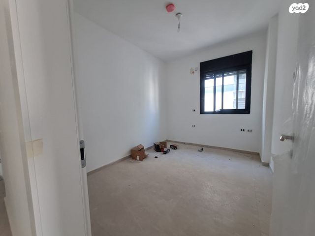 דירה, הרב חבה אליהו, שכונת חשמונאים, מרכז העיר א, רמת גן