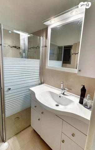 דירה, ז'בוטינסקי, בת ים