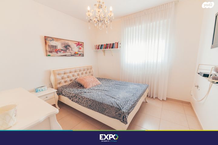 דו משפחתי, הערבה 44, רובע ג', אריאל