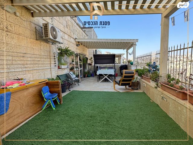 דירה, דוד ניב, פסגת זאב, ירושלים