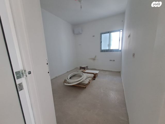 דירה, הרב חבה אליהו, שכונת חשמונאים, מרכז העיר א, רמת גן