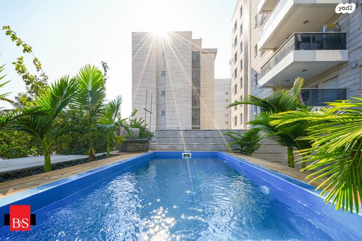 דירת גן, הפלמ"ח 137, שאר העיר, קדימה צורן