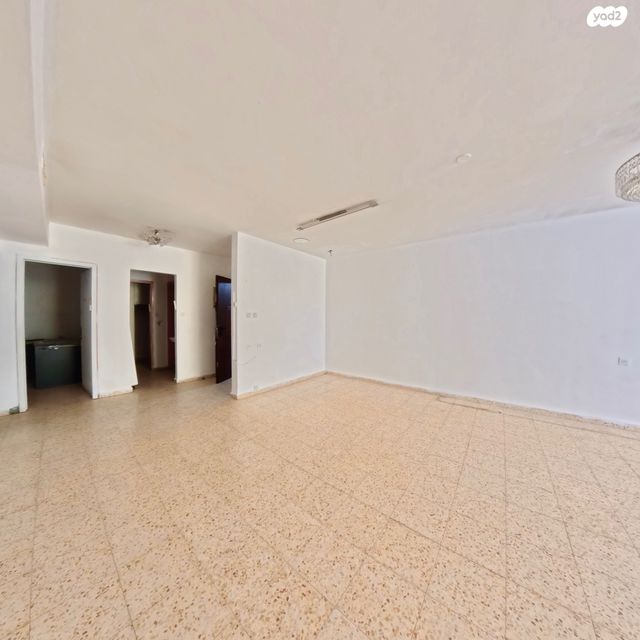 דירת גן, רבי יוחנן בן זכאי, ביתר עילית