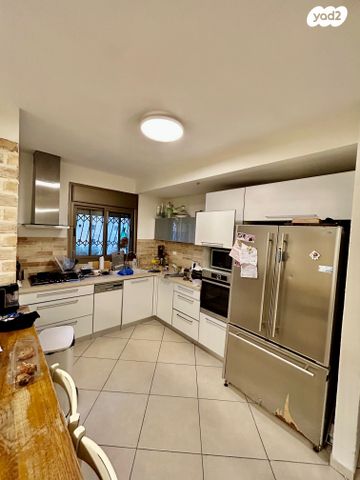 דירה, אהוד מנור, קרית אילון, חולון