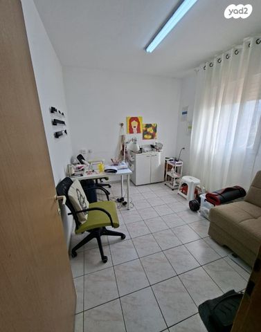 דופלקס, בציר, כרמיאל