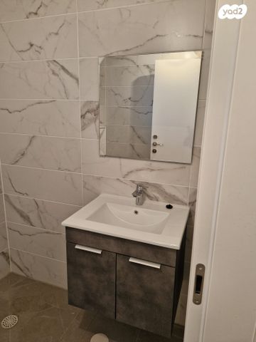 דירה, הוד השרון