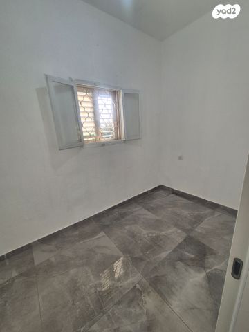 דירה, תשרי, עזרא, הארגזים, תל אביב יפו