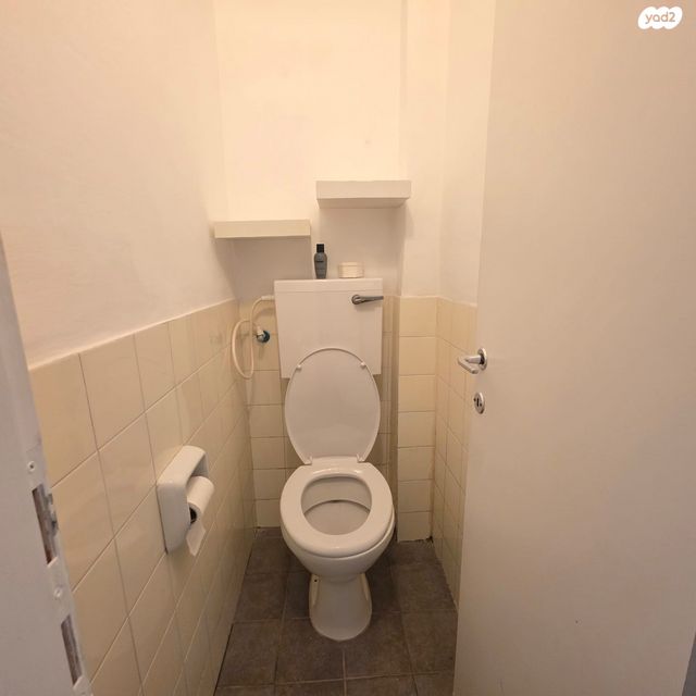 דירה, נתן ברניצקי, רמז, מערב ותיק, ראשון לציון