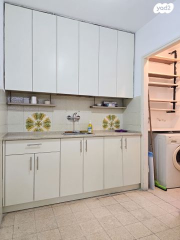 דירה, אלי כהן, רמת הנשיא, בת ים