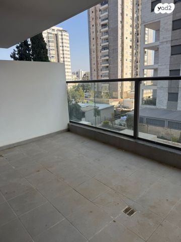 דירה, שדרות גת, הפרחים, קרית גת