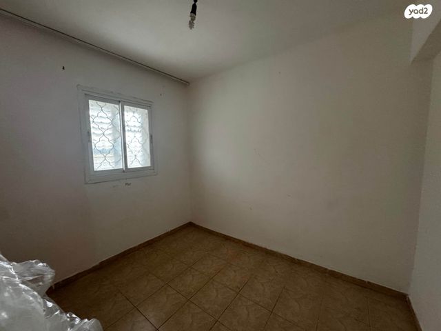 דירה, שדרות הרברט ליהמן 25, קרית ים ב', קרית ים