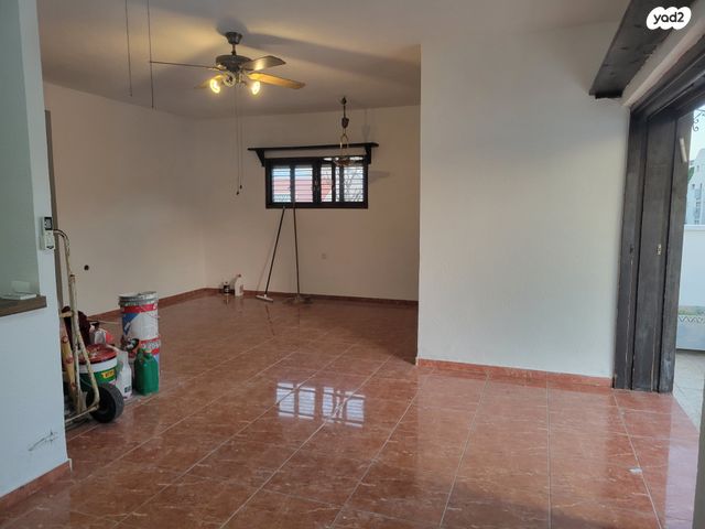 גג/ פנטהאוז, כפר סבא