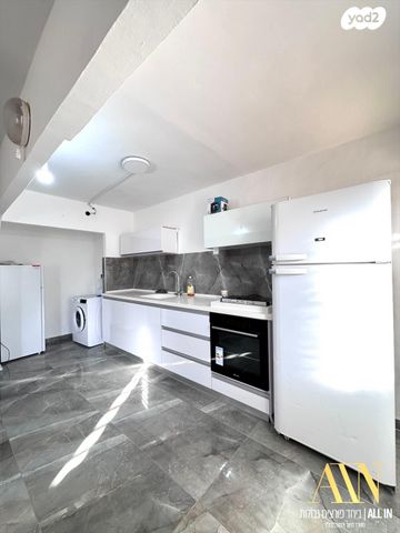 דירה, שדרות הרצל 27, דימונה