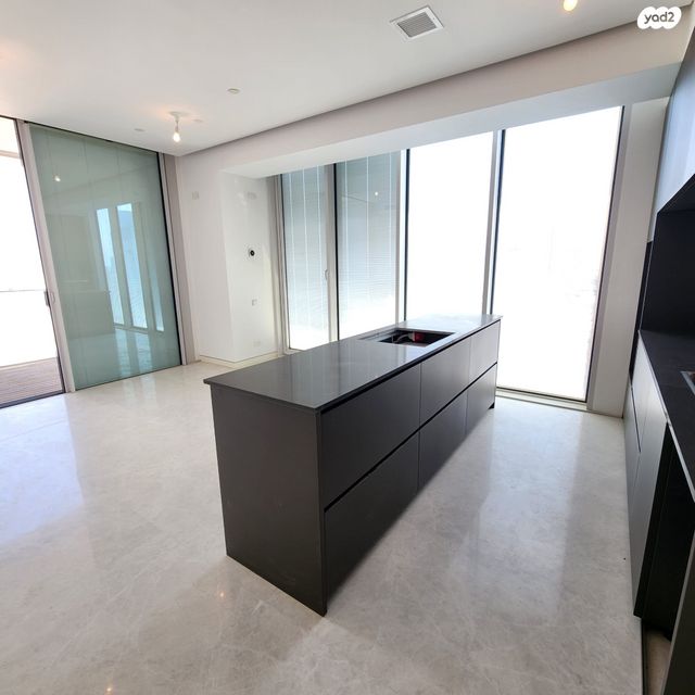 דירה, ויצמן 30, הצפון החדש - כיכר המדינה, תל אביב יפו