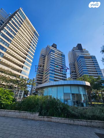 דירה, עוזי חיטמן 11, עיר ימים, נתניה