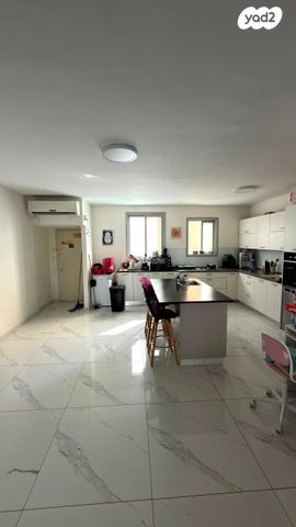 דירה, סמילנסקי, מרכז העיר דרום, נתניה