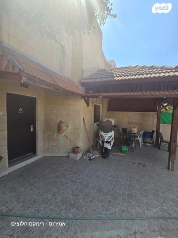 דו משפחתי, גילבון 34, נווה, קצרין