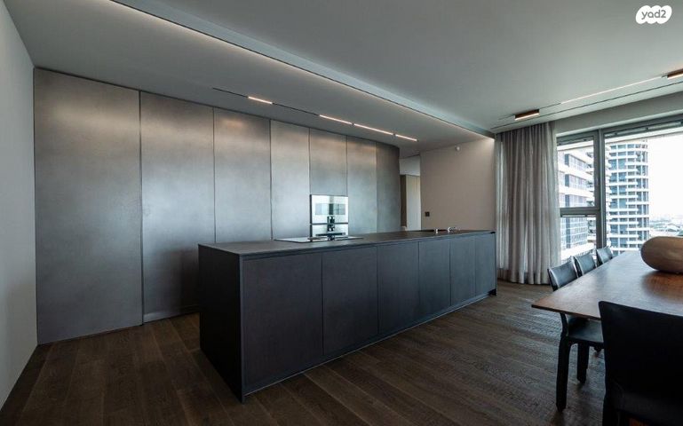 דירה, ניסים אלוני 17, צמרות איילון, פארק צמרת, תל אביב יפו