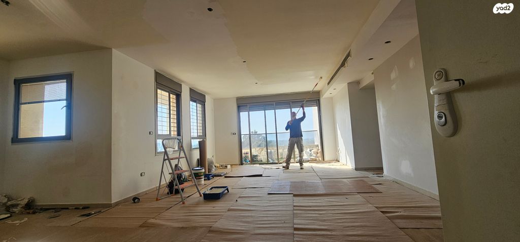 דירה, יבנה, קרית יערים, רמת השרון