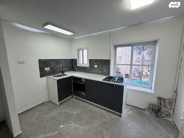 שדרות דגניה 51