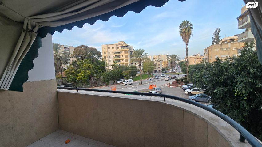 דירה, משה שרת, עפולה