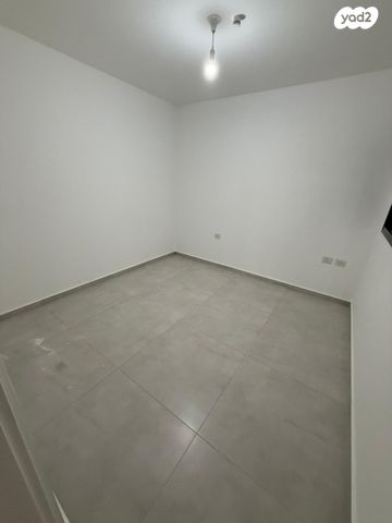 דירה, התאנה, כרמי הנדיב, אחוזת רוטנר, קרית מלאכי