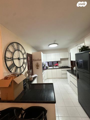 גג/ פנטהאוז, חיל הצנחנים, נווה חוף, ראשון לציון