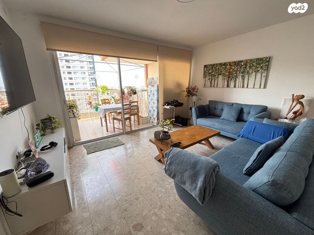 דירה, ביאליק, שכונת בן גוריון, מרכז העיר ג', רמת גן