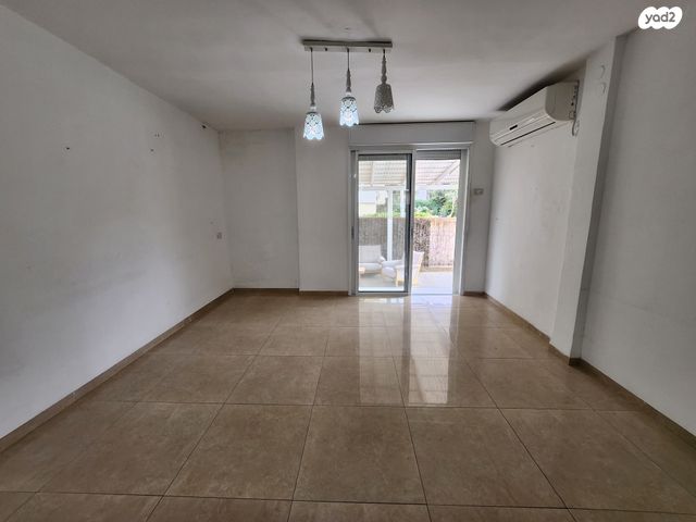 דירת גן, ביאליק, טירת כרמל