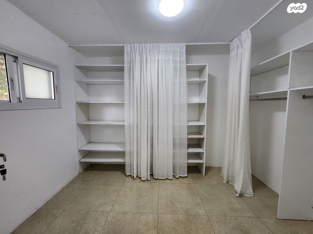 דירת גן, ביאליק, טירת כרמל