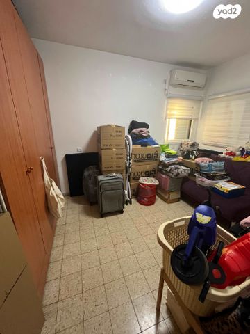 דירה, הרצליה