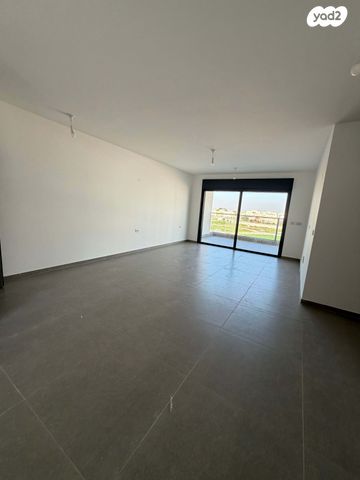 דירה, כרמי הנדיב, אחוזת רוטנר, קרית מלאכי